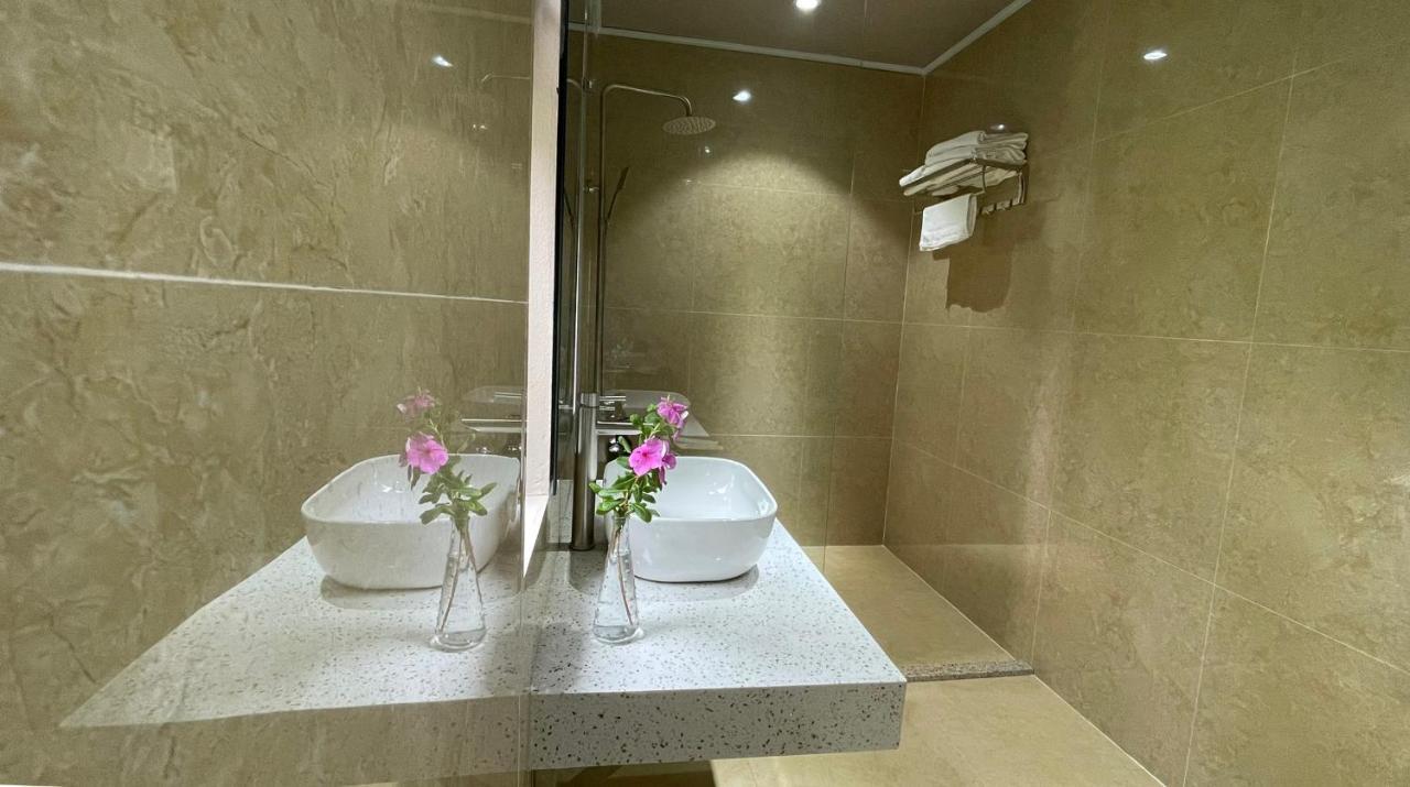Phoenix Minh Chau Hotel 广宁 外观 照片