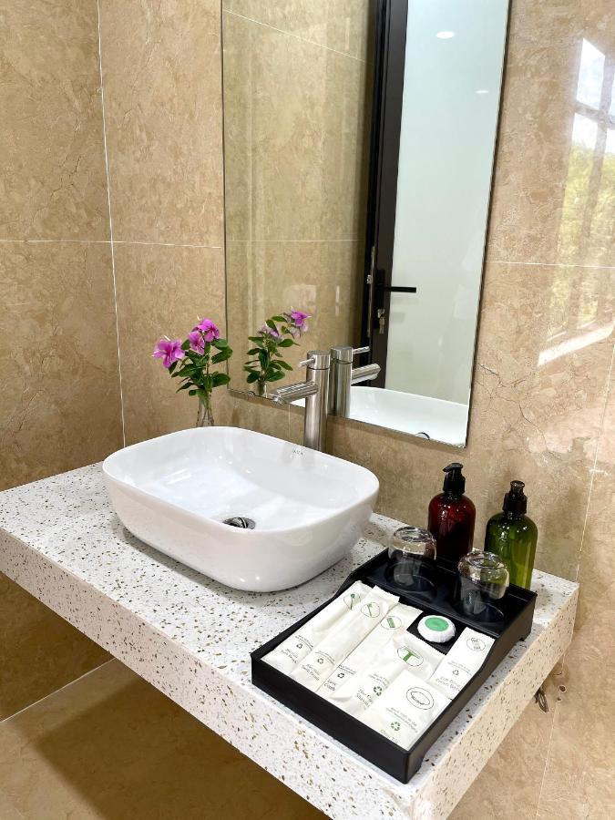Phoenix Minh Chau Hotel 广宁 外观 照片
