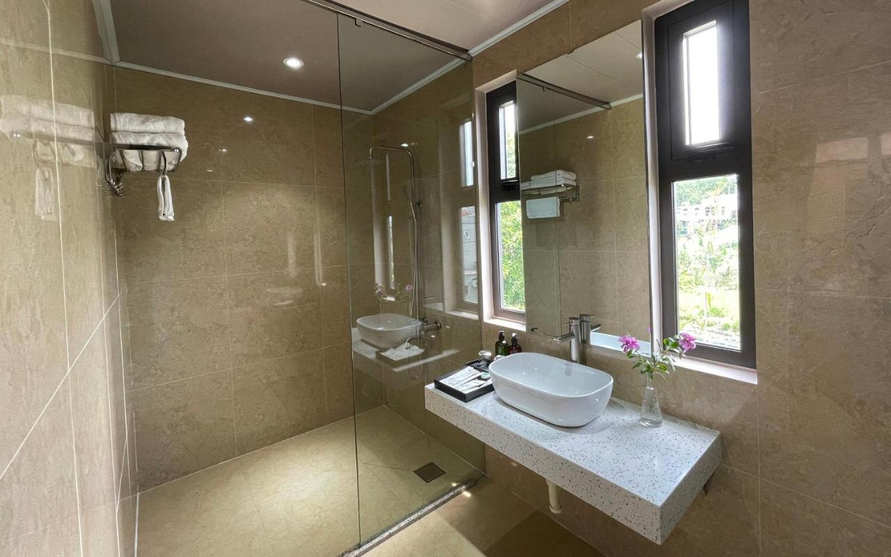 Phoenix Minh Chau Hotel 广宁 外观 照片